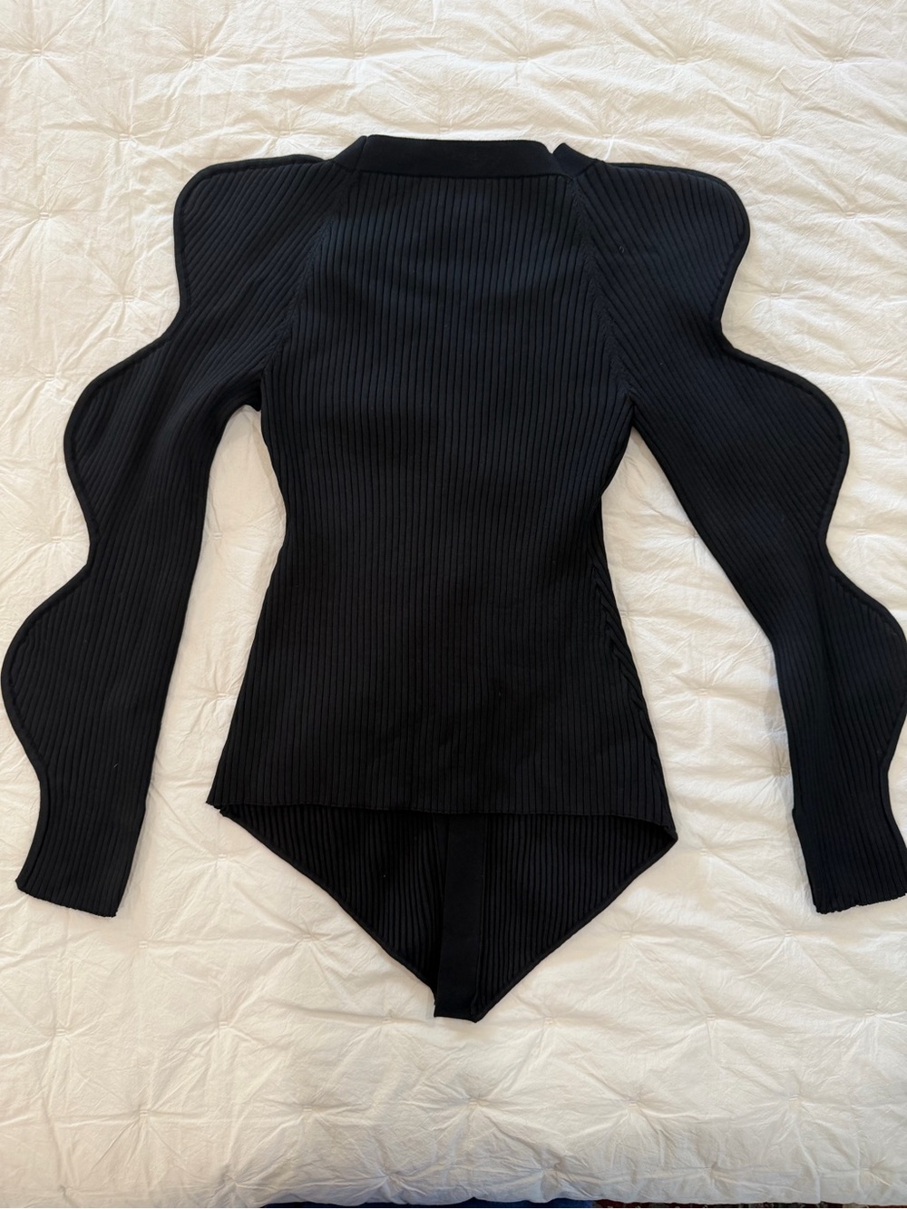 Black Sculpted Ribbed V-Neck Sweater Cardigan Witchy Whimsigoth Gothic Size 6 - Picture 4 of 5